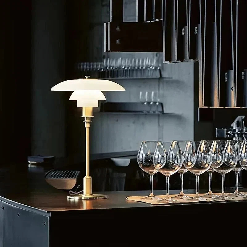 scandinavian-led-table-lamp-41191778_6.jpg